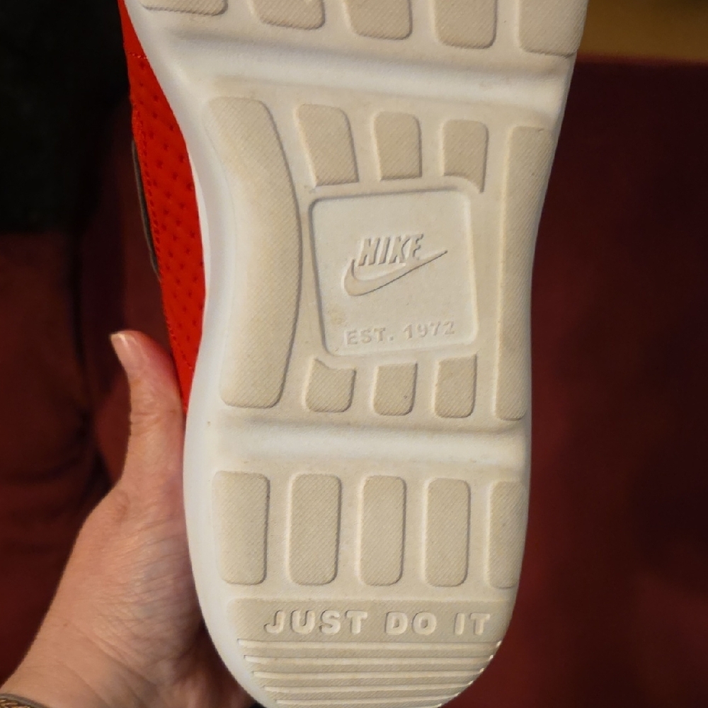 Nike Men's AD Comfort University Red  Slip-On Sneakers - Picture 6 of 12